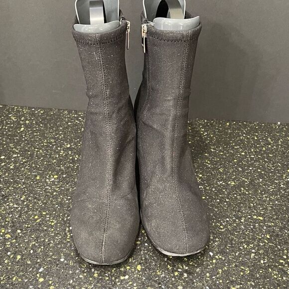 Marc Fisher  - Picture 5 of 8